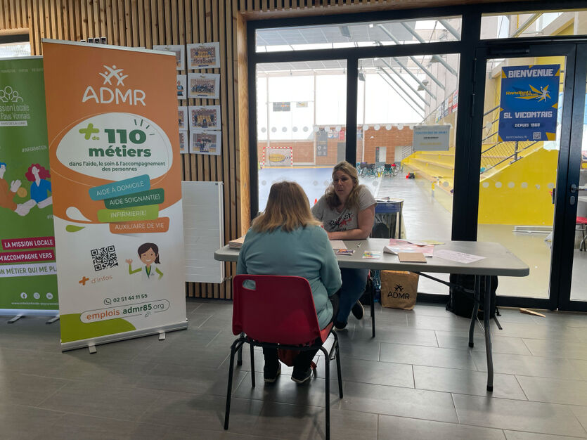 échanges employeurs / demandeurs d'emploi